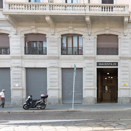 Apartment In The Heart Of Milano!